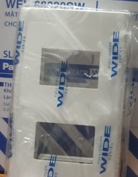 Mặt 2 Panasonic WEV6820SW