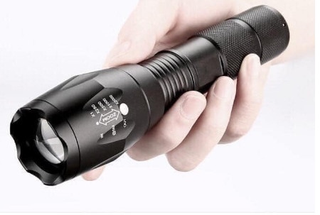 Đèn pin siêu sáng