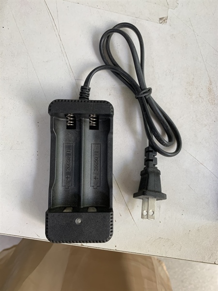 Bộ sạc đôi 18650